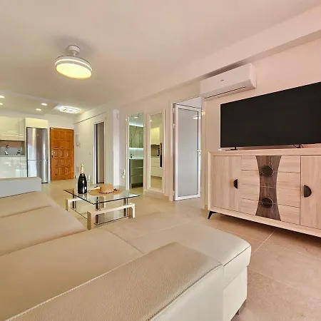 Διαμέρισμα 113 Heart Of Cristianos,heated Pool *